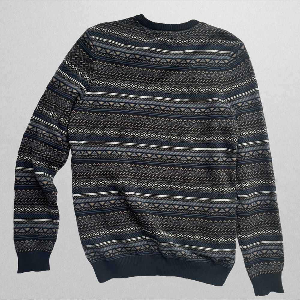 Blue Comfy Pattern Sweater - Picture 4 of 4